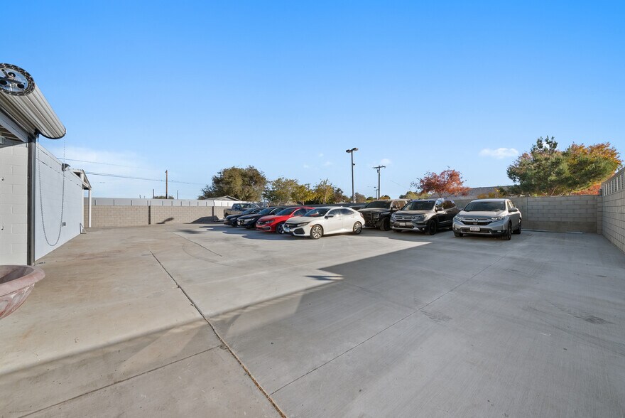 More Photos Of 44632 Trevor Ave, Lancaster Light Manufacturing For Sale