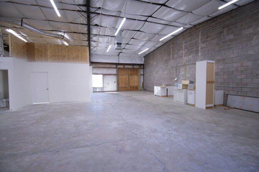 More Photos Of 1532 E Indianola Ave, Phoenix Service For Sale