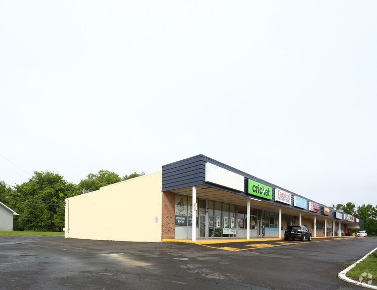 More Photos Of 1138-1160 Bristol Oxford Valley Rd, Levittown General Retail For Lease