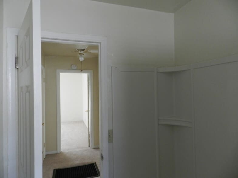 More Photos Of 17663 Vierra Canyon Rd, Salinas Manufactured Housing Mobile Home Park For Sale