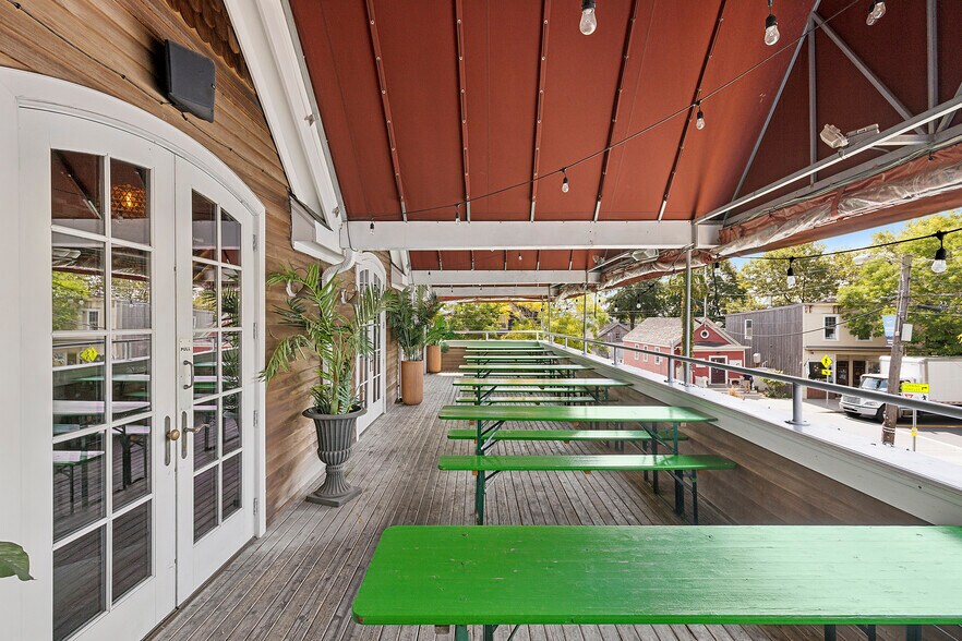 More Photos Of 48 Front St, Greenport Restaurant For Sale