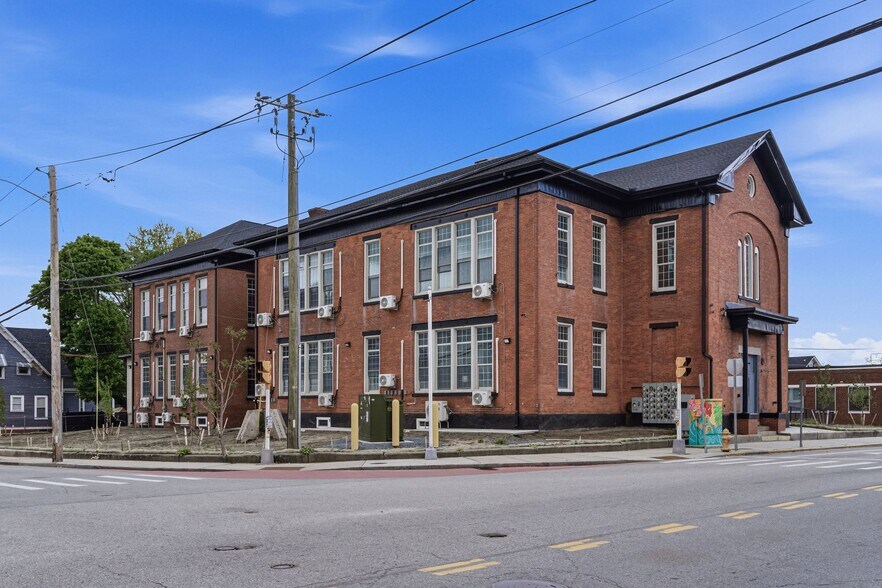 More Photos Of 387 Broad St, Central Falls Apartments For Sale