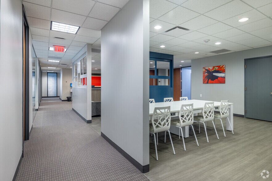 More Photos Of 600 Superior Ave, Cleveland Coworking Space