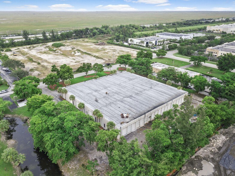 More Photos Of 3851 NW 126th Ave, Coral Springs Warehouse For Lease