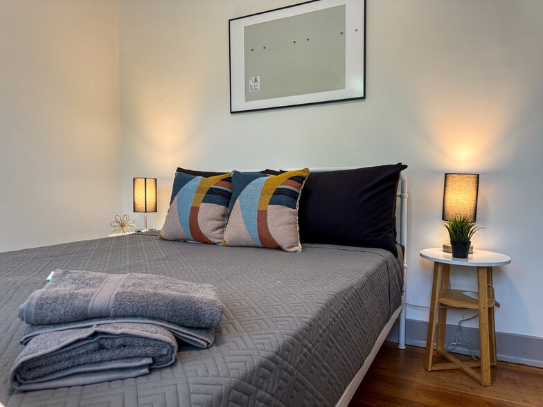 More Photos Of 105 S 5th St, Duquesne Specialty For Sale