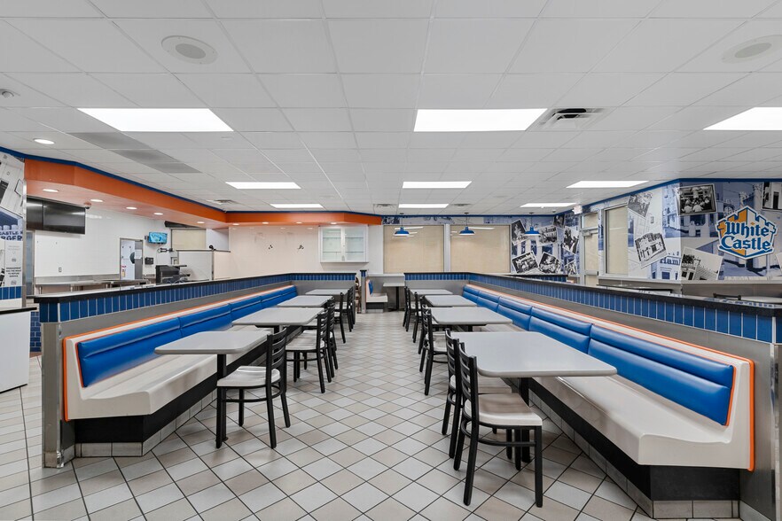 More Photos Of 535 Marks St, Henderson Fast Food For Lease