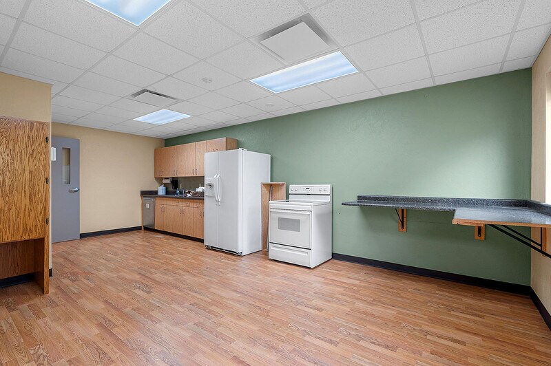 More Photos Of N5367 Mayflower Rd, Shiocton Office For Sale