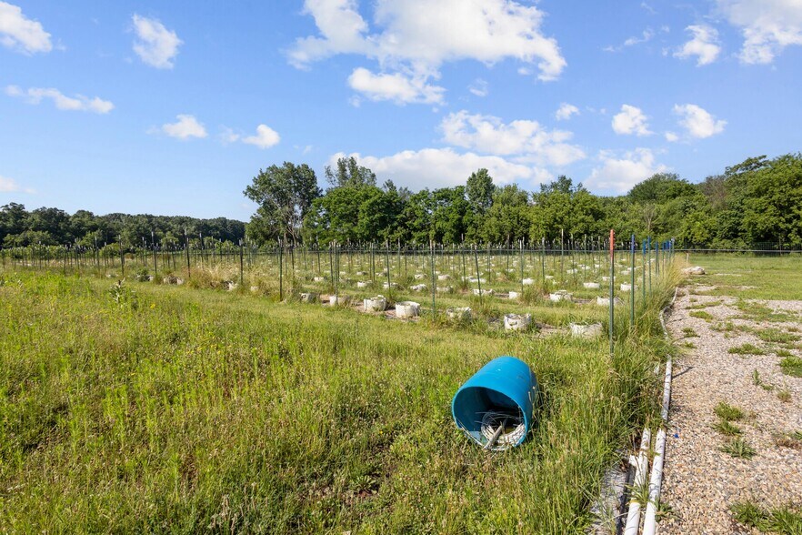 More Photos Of 1770 Columbia Ave, Battle Creek Land For Sale