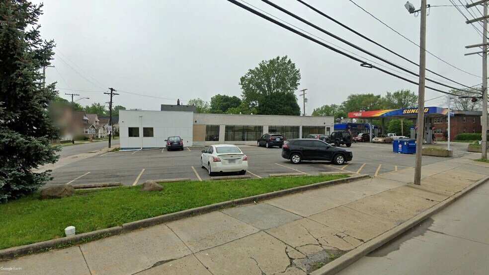 More Photos Of 6205 Storer Ave, Cleveland Medical For Sale