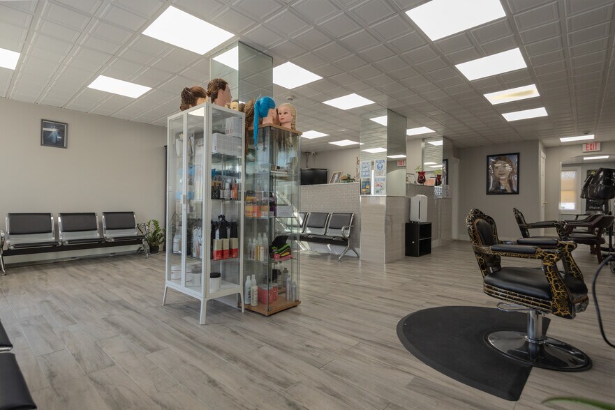 More Photos Of 82-84 W Railroad Ave, Garnerville Storefront Retail Residential For Sale