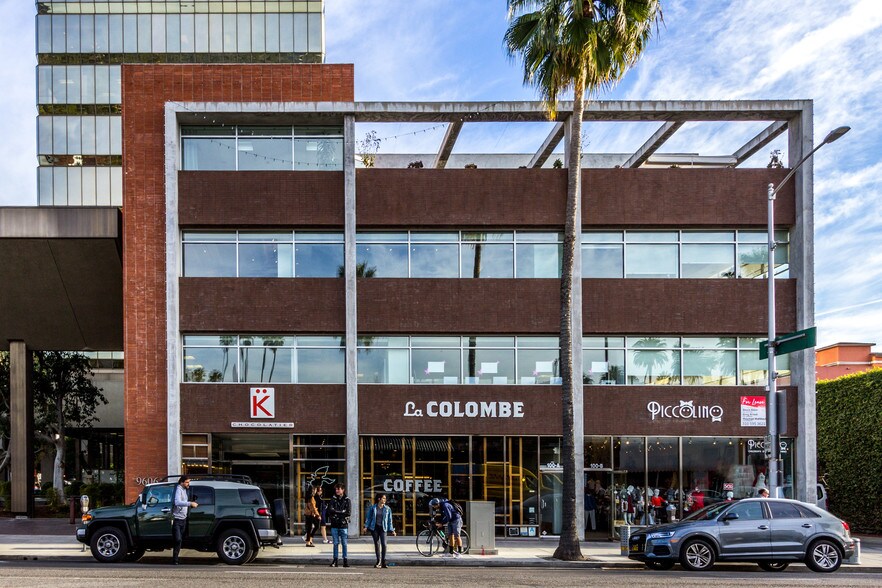 More Photos Of 9606 S Santa Monica Blvd, Beverly Hills Office For Lease