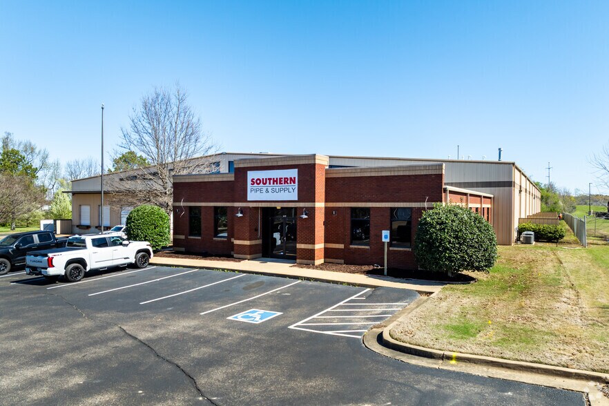 Primary Photo Of 8472 Industrial Dr, Olive Branch Warehouse For Sale