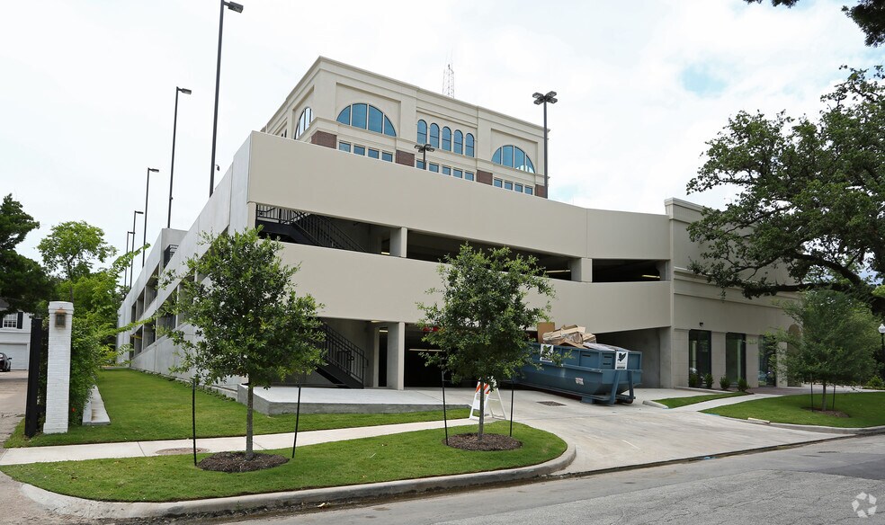 More Photos Of 4306 Yoakum Blvd, Houston Office For Lease