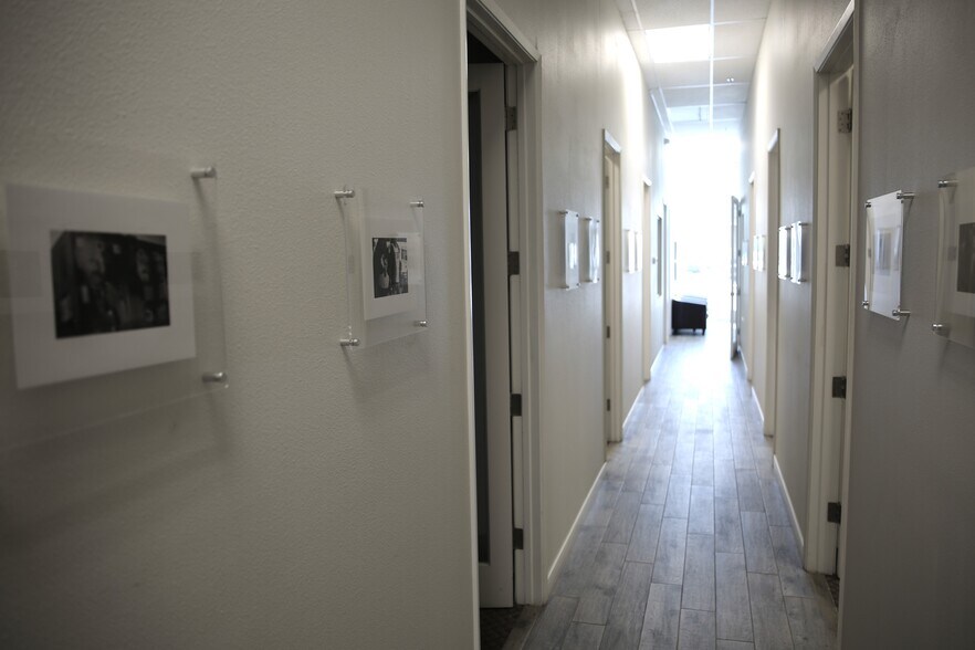 More Photos Of 2453 Fenton St, Chula Vista Research And Development For Lease