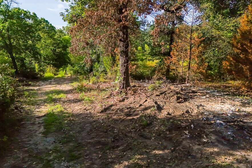More Photos Of 3092 1700 Rd, Fall River Land For Sale