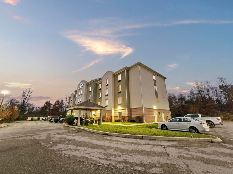 More Photos Of 1220 E Douglas Rd, Granger Hotel For Sale