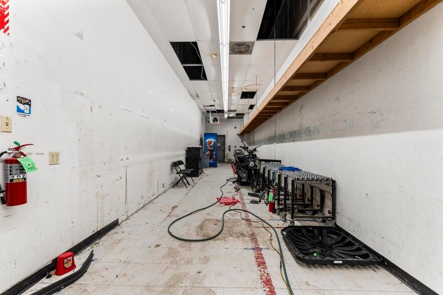 More Photos Of , Bristol General Retail For Sale