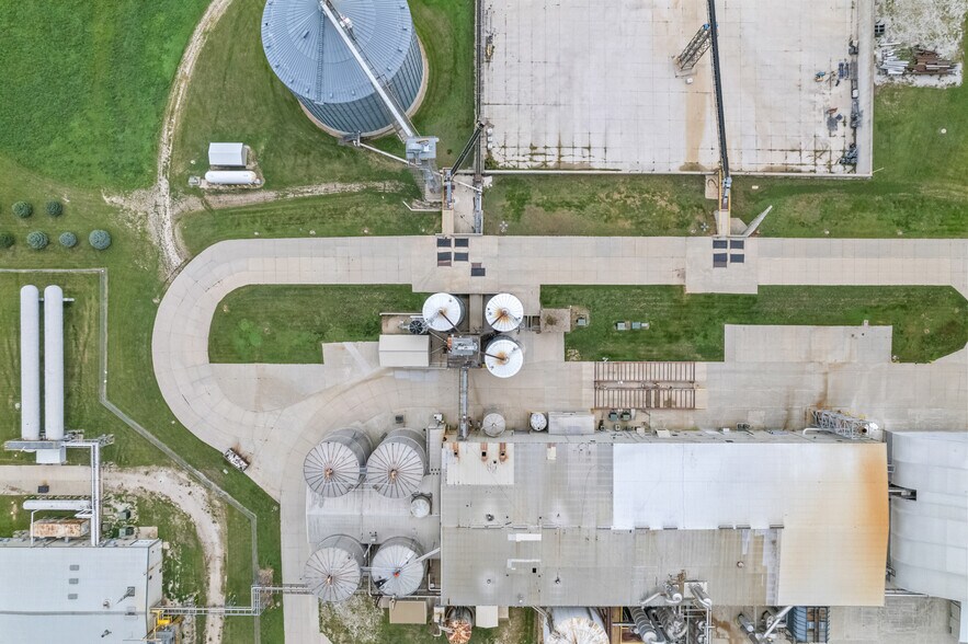 More Photos Of 6059 159th St, Galva Food Processing For Sale