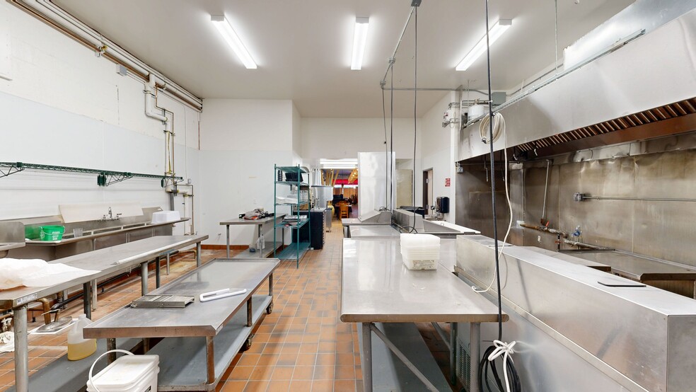 More Photos Of 355-357 Grand Ave, Oakland Storefront Retail Office For Lease