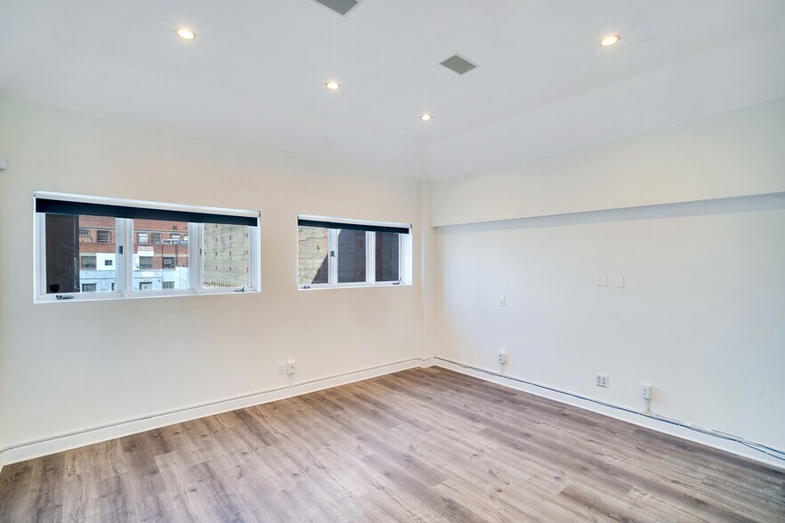 More Photos Of 1427 3rd Street Promenade, Santa Monica Storefront Retail Office For Lease