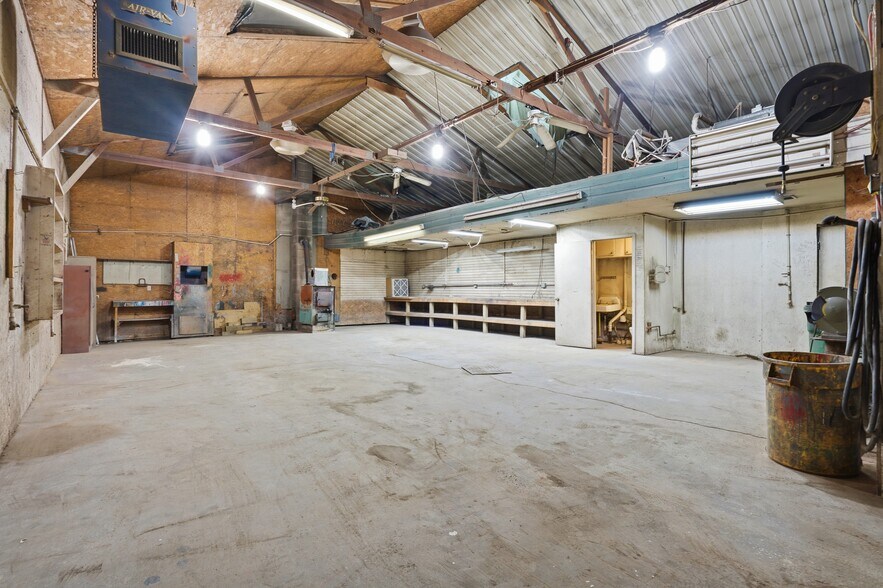 More Photos Of 300 Main St N, Hazleton Freestanding For Sale