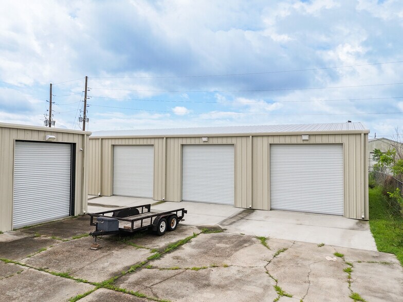 More Photos Of 8896 Richmond Dr, La Place Health Club For Lease