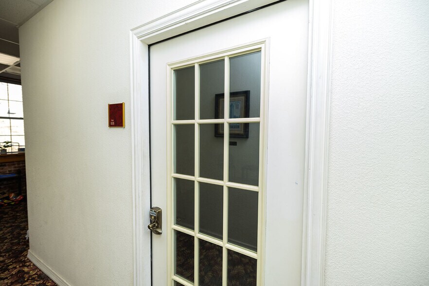 More Photos Of 116 W Pine Ave, El Dorado Office Residential For Sale