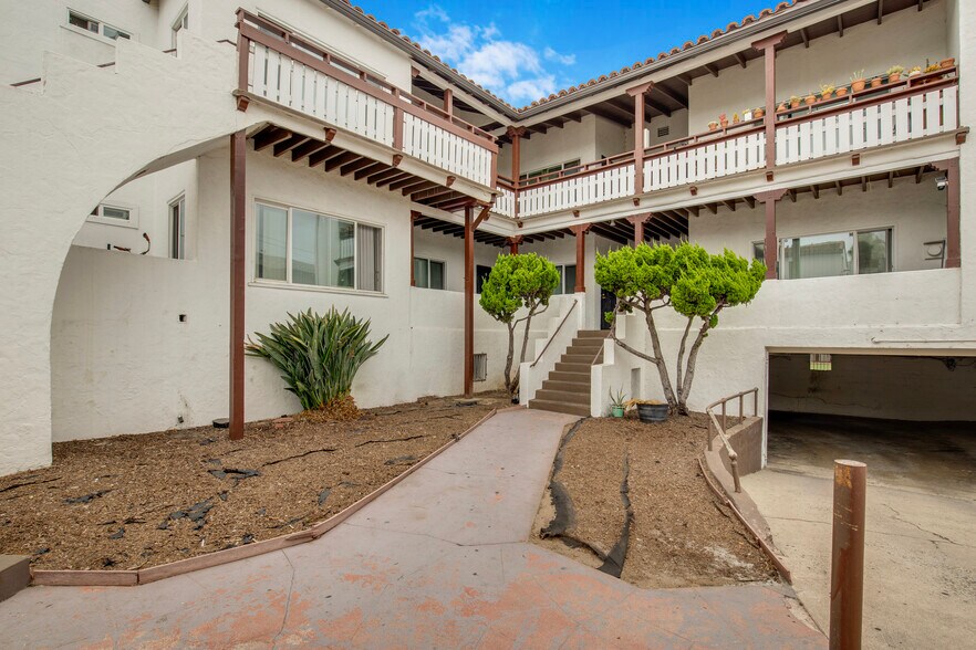 More Photos Of 1430 Elm Ave, Long Beach Apartments For Sale
