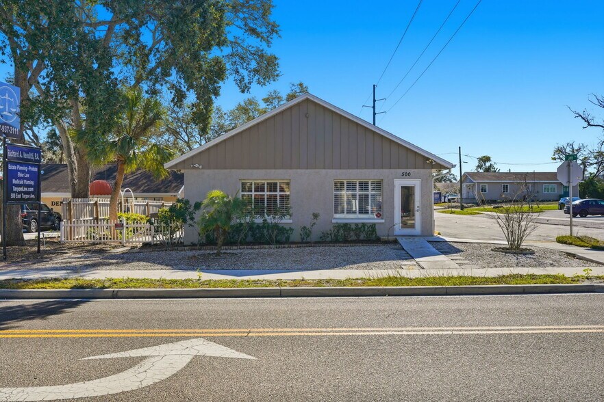More Photos Of 500-510 Tarpon Ave E, Tarpon Springs Office For Sale