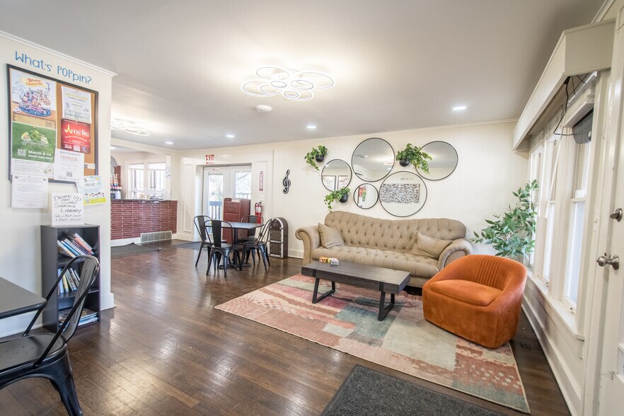 More Photos Of 179 E Main St, Plain City Loft Creative Space For Lease