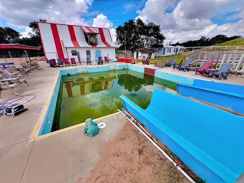 More Photos Of 14683 OK-44A, Lone Wolf Amusement Park For Sale