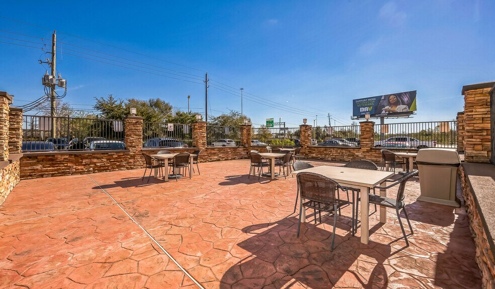 More Photos Of 24519 Interstate 45 Fwy, Spring Hotel For Sale