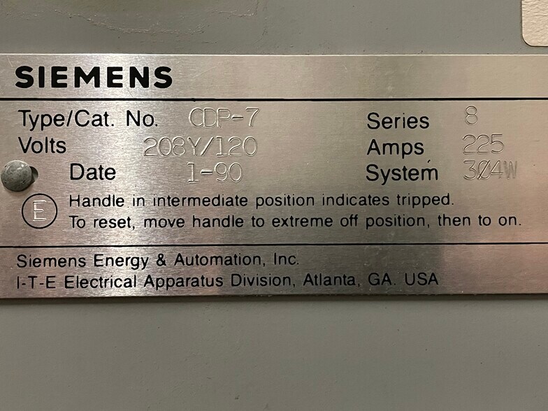 More Photos Of 8120 River Dr, Morton Grove Warehouse For Lease