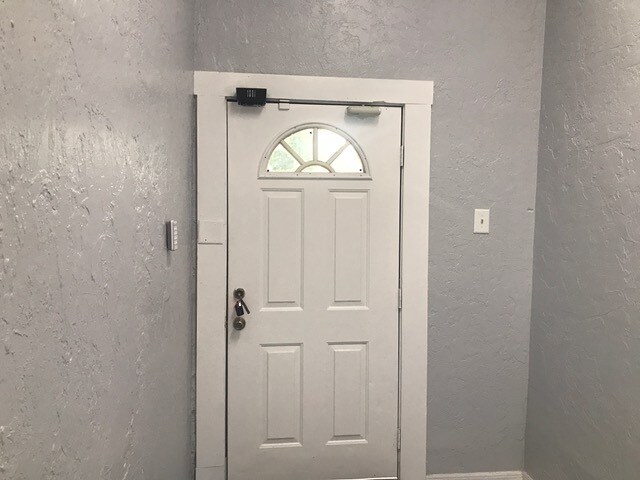 More Photos Of 25405 W Newberry Rd, Newberry Storefront Retail Office For Sale