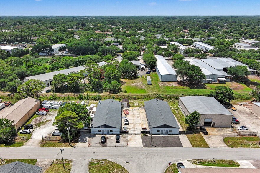 More Photos Of 7731 Industrial Rd, Melbourne Warehouse For Lease