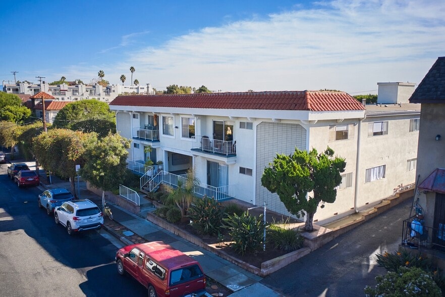 More Photos Of 440 Raymond Ave, Santa Monica Apartments For Sale