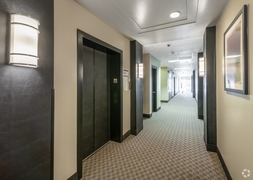 More Photos Of 1 Washington St, Wellesley Medical For Lease