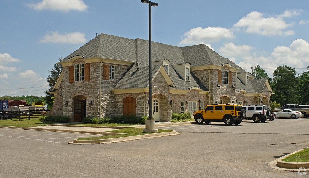 More Photos Of 3155-3159 Highway 64, Eads Office For Lease