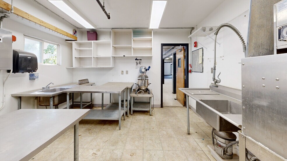 More Photos Of 700 NE California St, Pullman Apartments For Sale