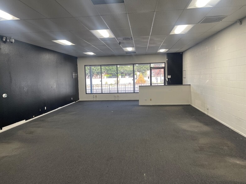 More Photos Of 10258-10272 Foothill Blvd,, Lake View Terrace Storefront Retail Office For Lease