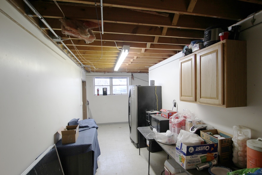 More Photos Of 33 Industry Dr, Bedford Warehouse For Sale