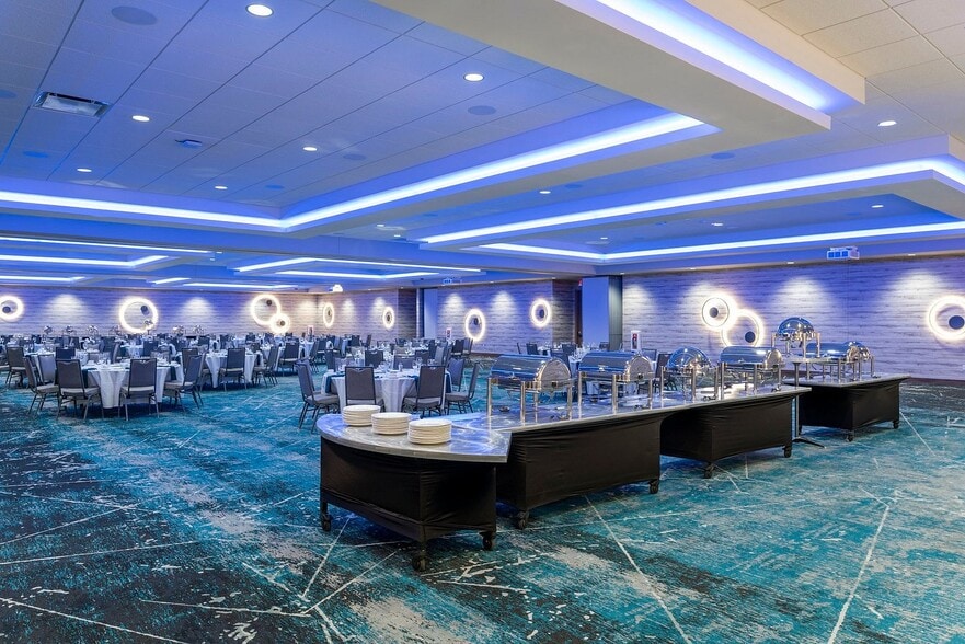 More Photos Of 2747 S 11th St, Kalamazoo Hotel For Sale