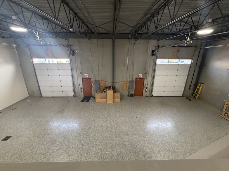 More Photos Of 4950 106th Ave SE, Calgary Warehouse For Sale