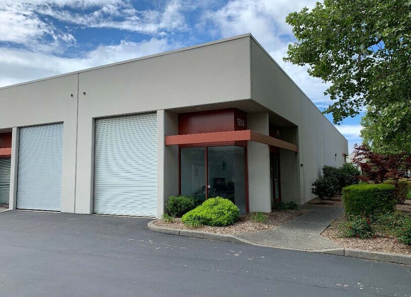 More Photos Of 1814 Empire Industrial Ct, Santa Rosa Warehouse For Sale