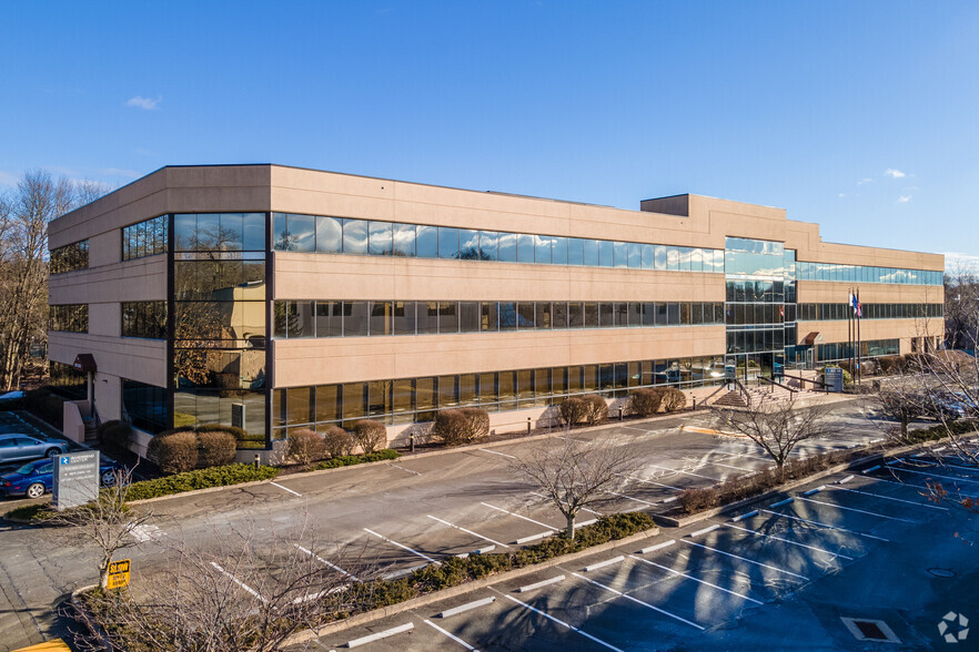 Primary Photo Of 11 Riverbend Dr S, Stamford Office For Lease