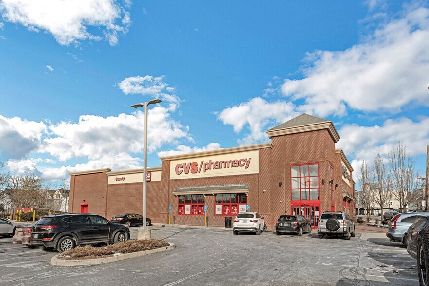 More Photos Of 336 Bridge St, Lowell Drugstore For Sale