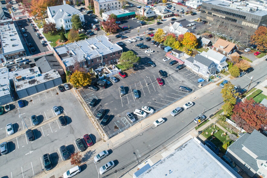 More Photos Of 265 Sunrise Hwy, Rockville Centre Office For Lease