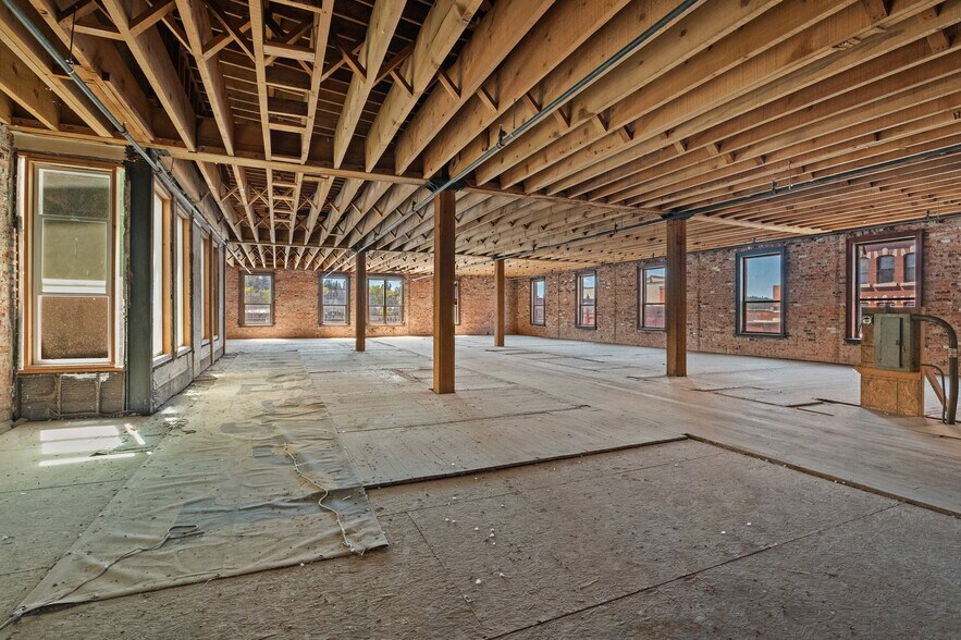 More Photos Of 115 S Jefferson St, Spokane Apartments For Lease