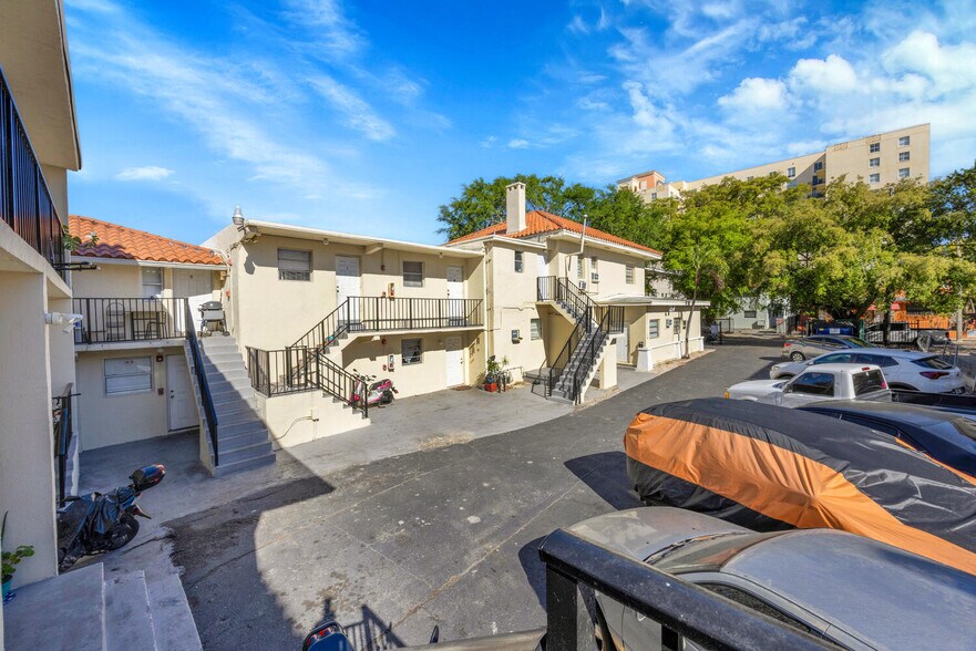 More Photos Of 1362 SW 2nd St, Miami Apartments For Sale