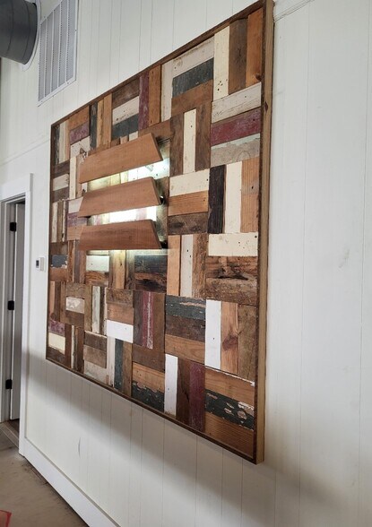 More Photos Of 101-103 W Main St, Manchester General Retail For Sale